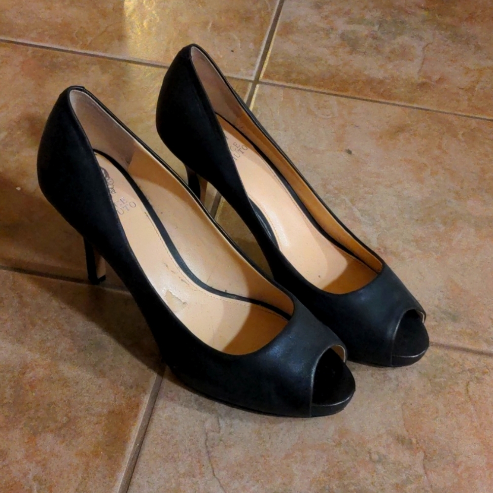 black open toe pumps